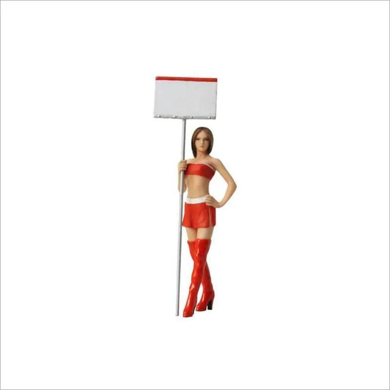 Paddock Girl Lena 1-18 by True Scale Miniatures - Accessories